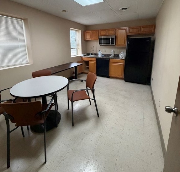 More Photos Of 3260 Homeward Way, Fairfield Warehouse For Lease
