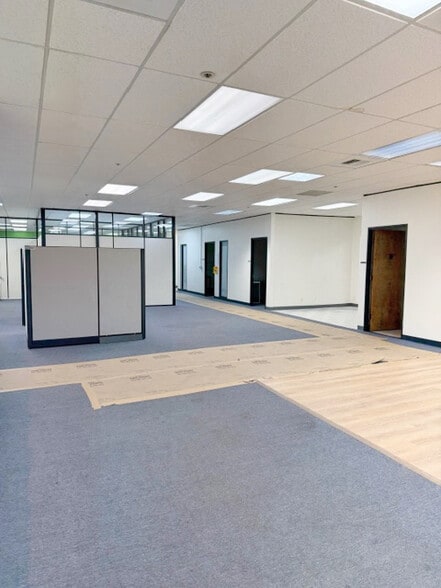 More Photos Of 75 Robin Hill Rd, Goleta Manufacturing For Lease