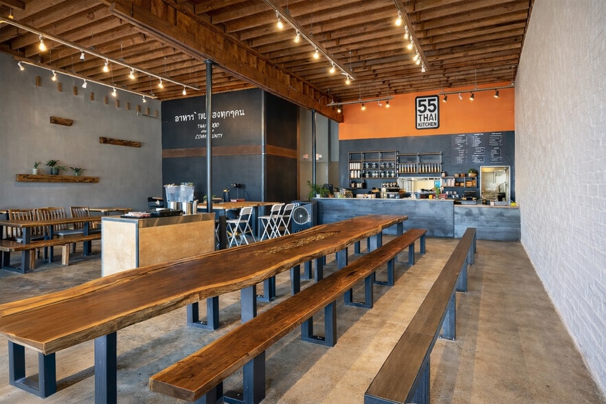 More Photos Of 1560 Garnet Ave, San Diego General Retail For Sale