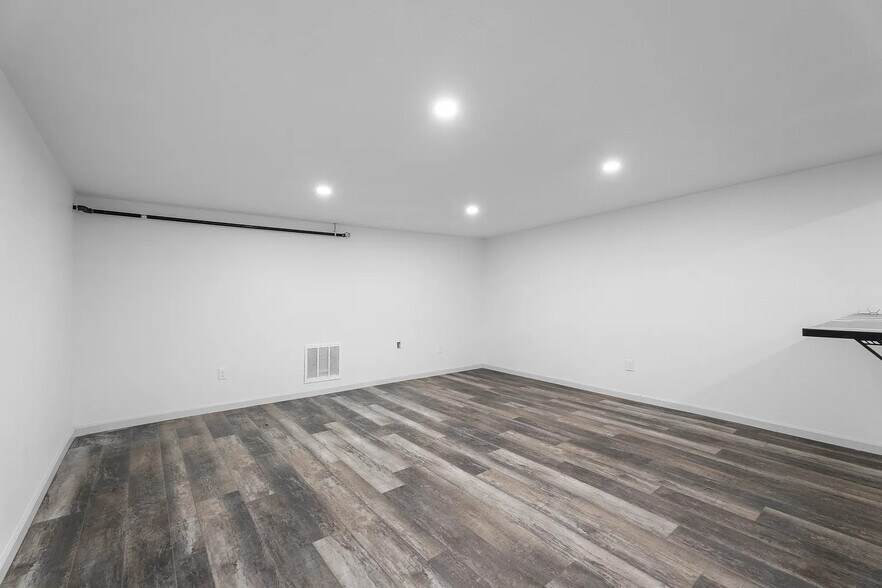 More Photos Of 333-339 Main St, Mead Storefront For Sale