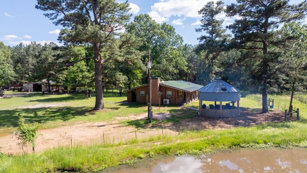 More Photos Of 17631 Farm Road 1159, Clarksville Land For Sale