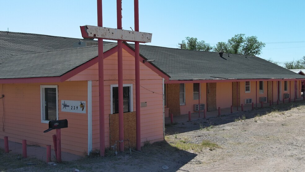 More Photos Of 239 TX-302, Kermit Hotel For Sale