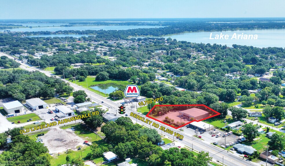 More Photos Of 1058 Berkley Rd, Auburndale Freestanding For Lease