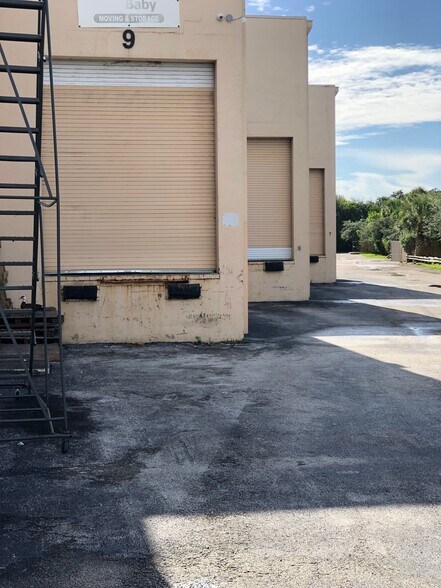 More Photos Of 2400 W Copans Rd, Pompano Beach Showroom For Lease