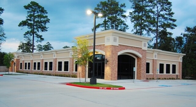 More Photos Of 8101 Kuykendahl Rd, The Woodlands Office For Lease