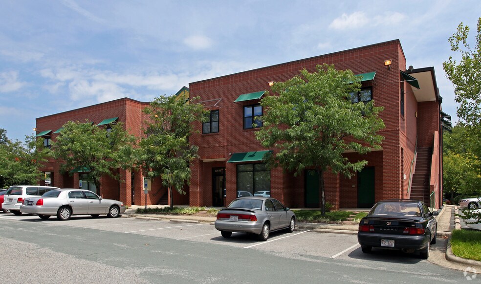 More Photos Of 205 W Main St, Carrboro Office For Lease