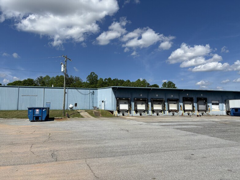 More Photos Of 2212 Randolph Rd, Shelby Industrial For Lease