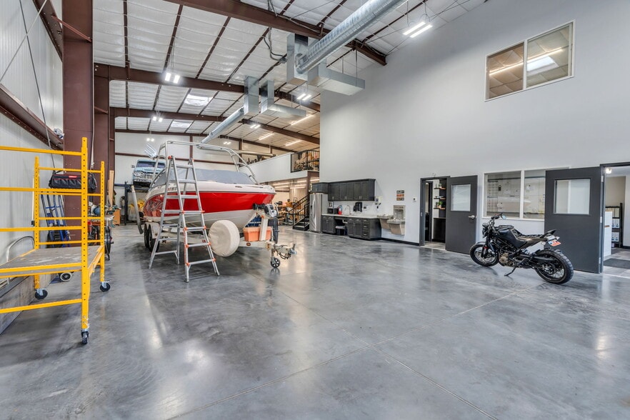 More Photos Of 329 W Main St, American Fork Light Manufacturing For Lease