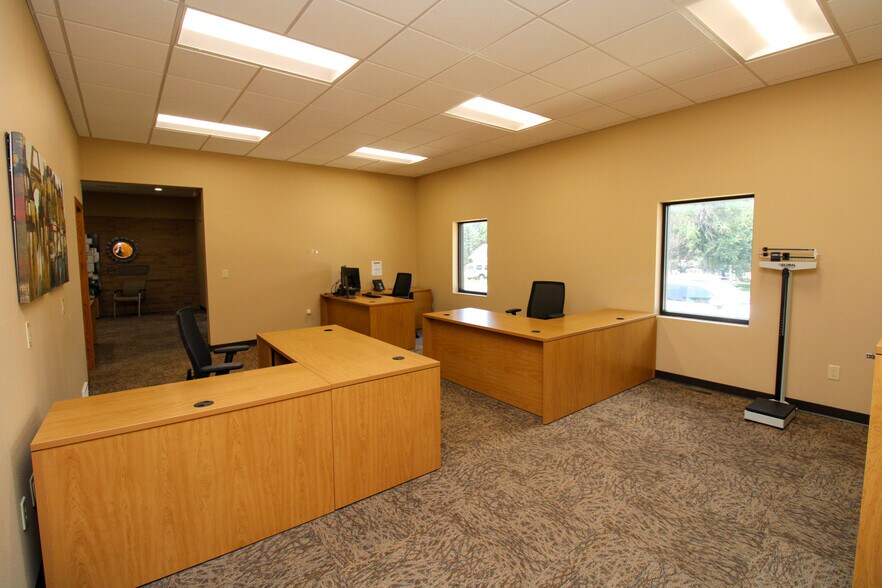 More Photos Of 100 E 3rd St, Galva Office For Sale