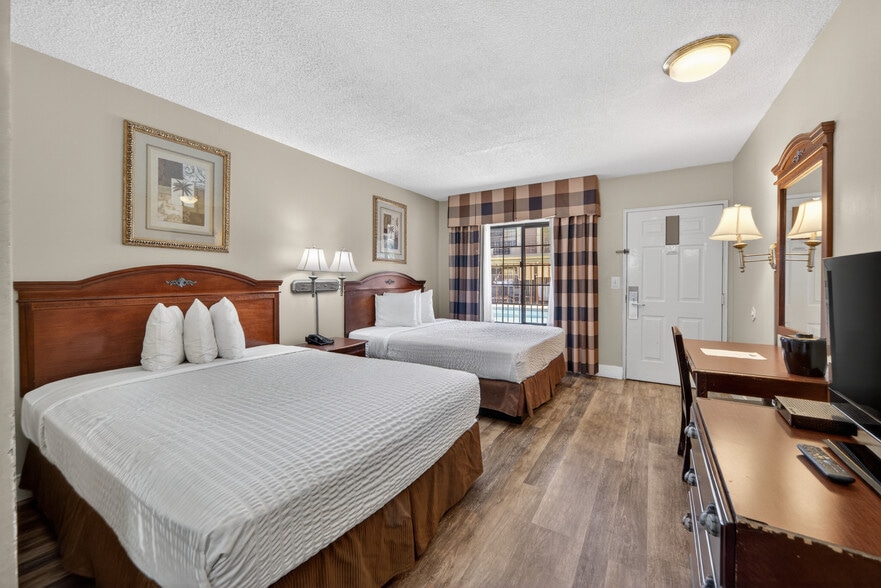 More Photos Of 12933 Ventura Blvd, Studio City Hotel For Sale