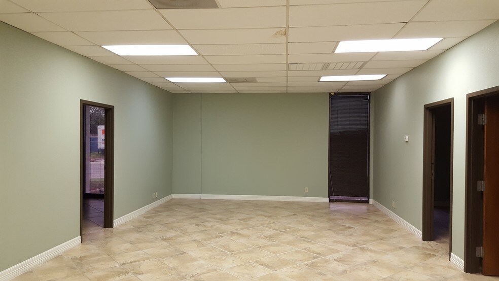 More Photos Of 5110 Wilkinson, Corpus Christi Office For Lease