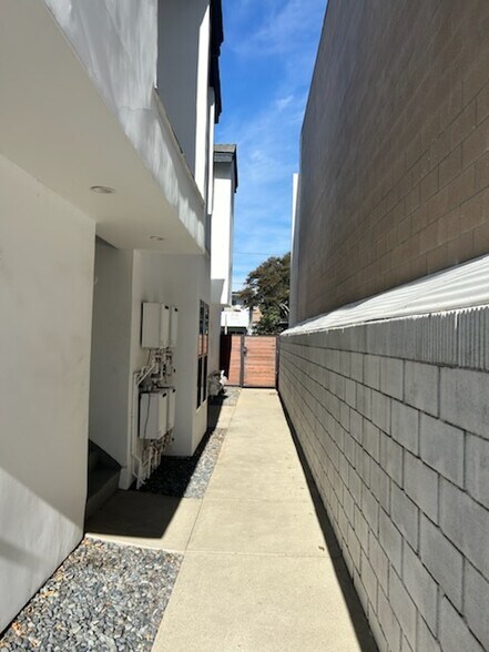 More Photos Of 849 N Van Ness Ave, Santa Ana Apartments For Sale