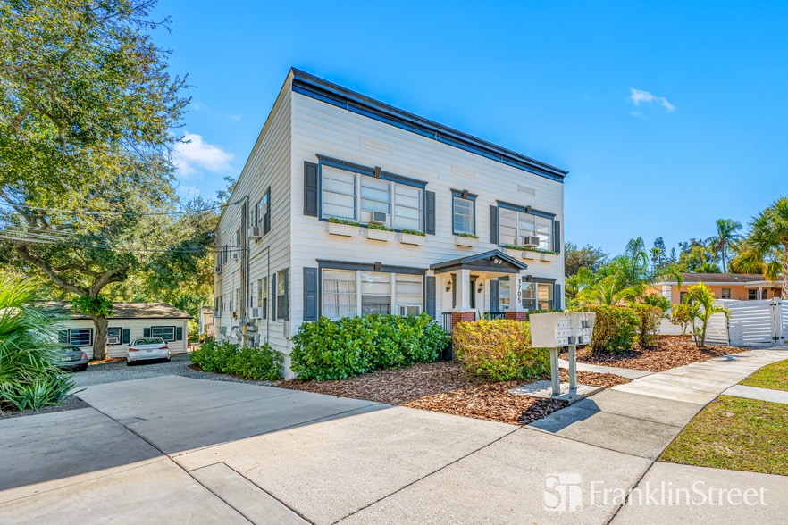 More Photos Of 1705 Apache Trl, Clearwater Multifamily For Sale