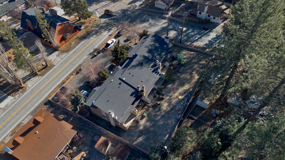 More Photos Of 1111 Apple Ave, Wrightwood Apartments For Sale