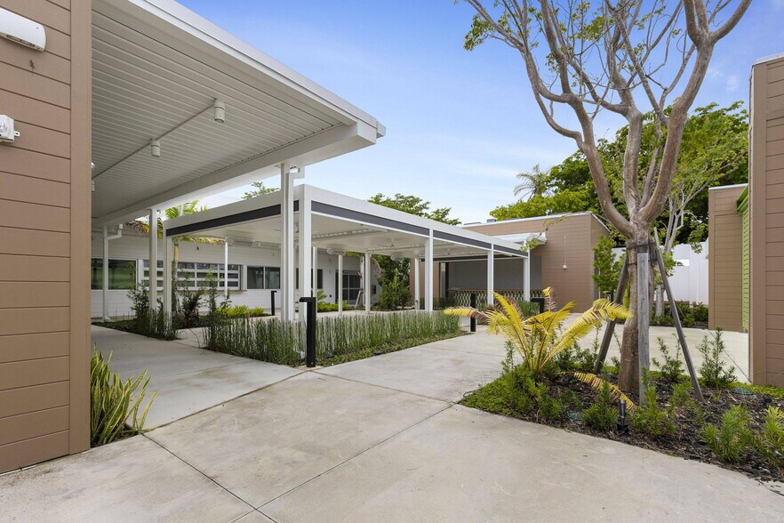 More Photos Of 3601 Bonita Beach Rd, Bonita Springs General Retail For Sale