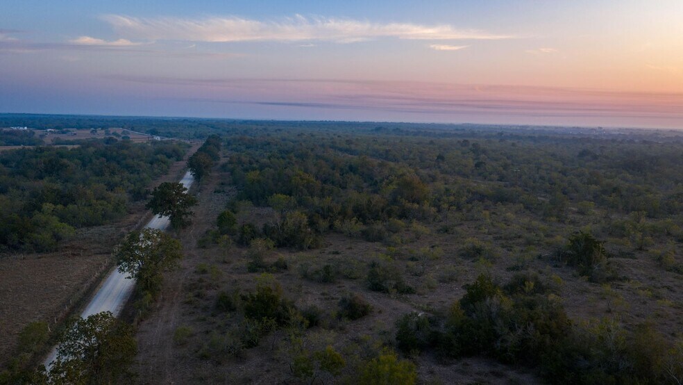 More Photos Of 879 County Road 421, Gonzales Land For Sale