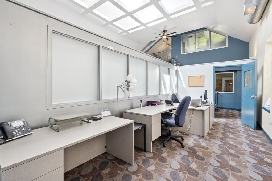 More Photos Of , Narberth Office For Sale