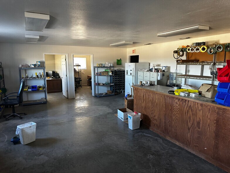 More Photos Of 1115 W Broadway St, Denver City Industrial For Sale