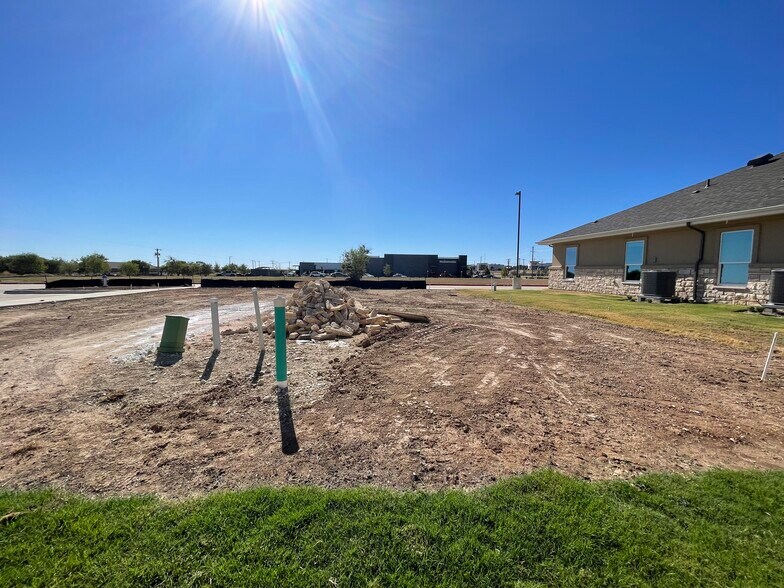 More Photos Of 2951 FM 1460, Georgetown Office For Sale