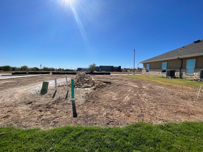 More Photos Of 2971 FM 1460, Georgetown Office For Sale