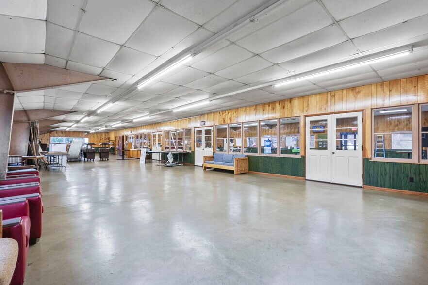 More Photos Of 5734 Durbin Rd, Bellville Specialty For Sale