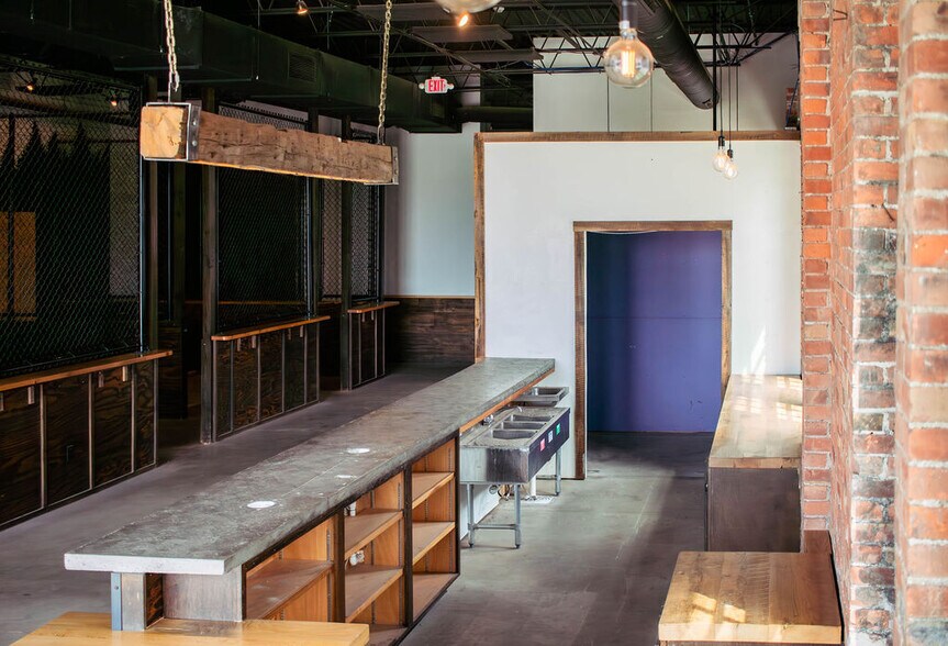 More Photos Of 68 Tonawanda St, Buffalo Apartments For Lease