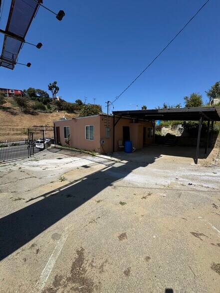 More Photos Of 4634 W Slauson Ave, Los Angeles General Retail For Sale