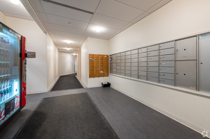 More Photos Of 1 Brookline Pl, Brookline Office For Sale