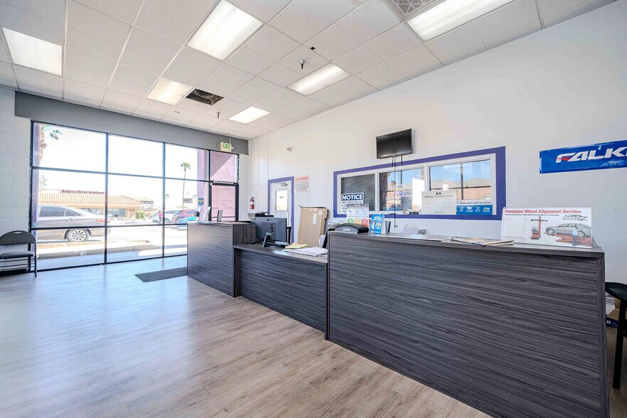 More Photos Of 14010 Palm Dr, Desert Hot Springs Auto Repair For Sale