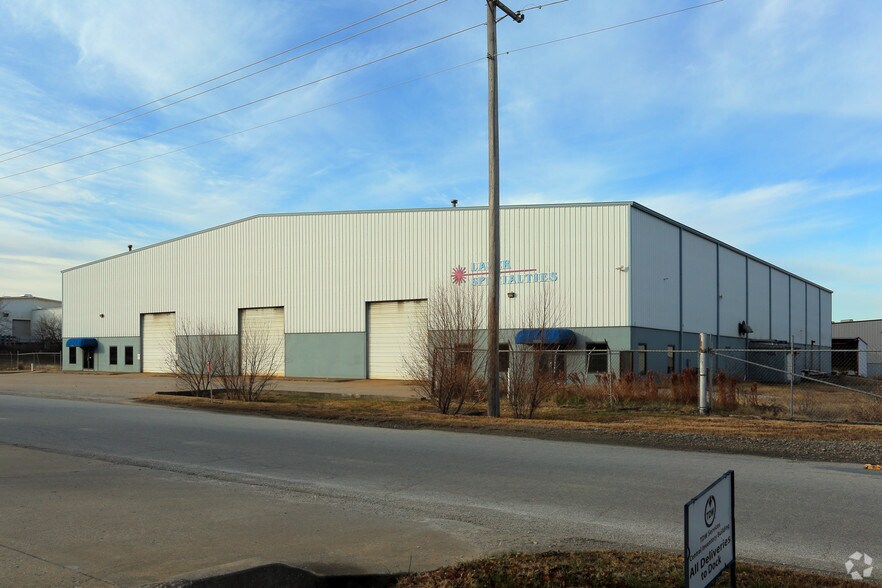 More Photos Of 6650 S 61st West Ave, Tulsa Warehouse For Lease
