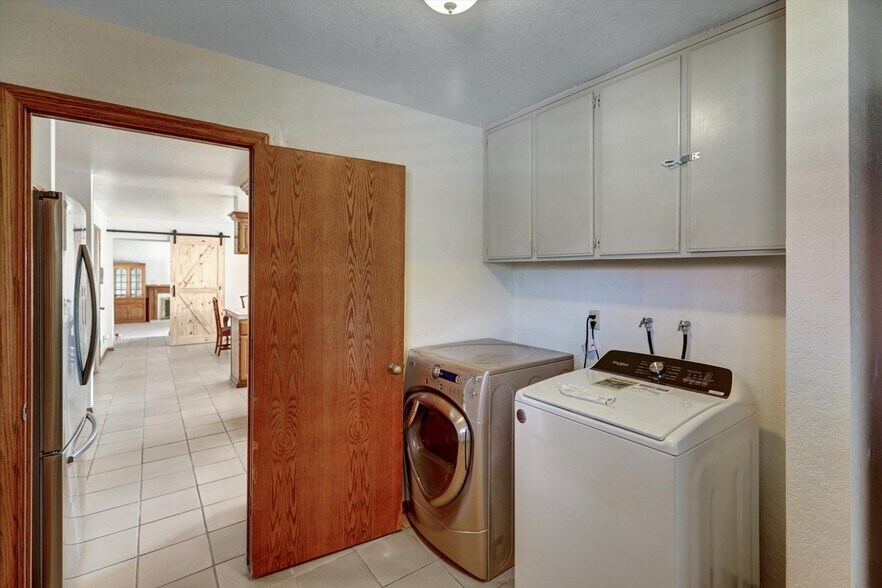 More Photos Of 784 Pomello Dr, Claremont Assisted Living For Lease