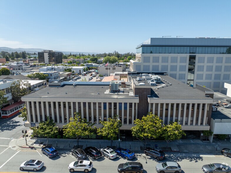 More Photos Of 1290 Howard Ave, Burlingame Office For Lease
