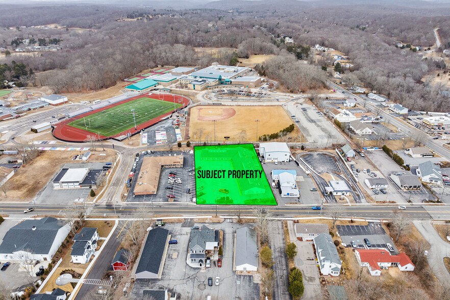 More Photos Of 131 Boston Post Rd, East Lyme Office For Lease