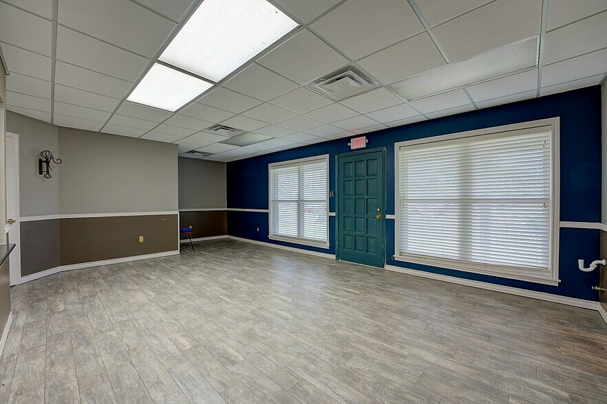 More Photos Of 1015 E 35th St, Texarkana Medical For Sale