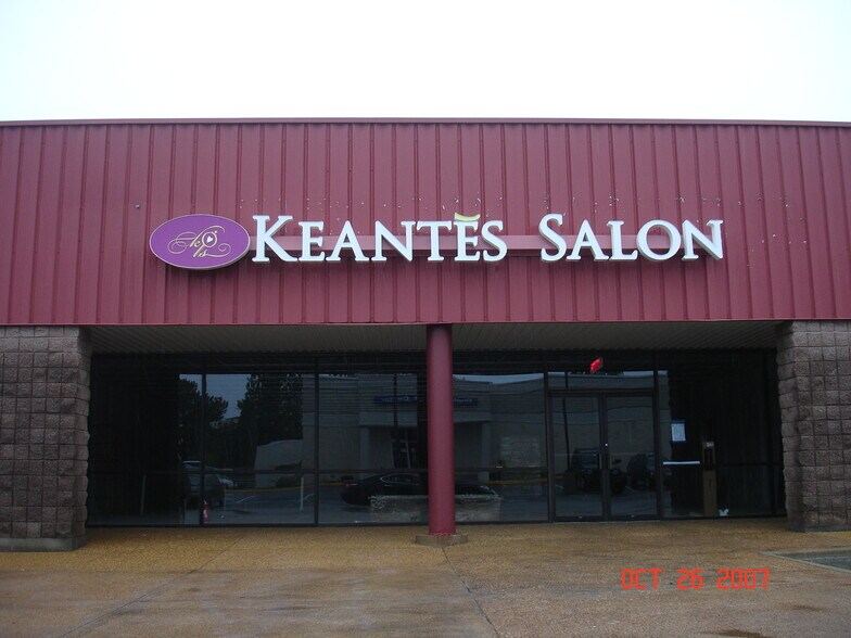 More Photos Of 1101-1135 Alverser Dr, Midlothian General Retail For Lease