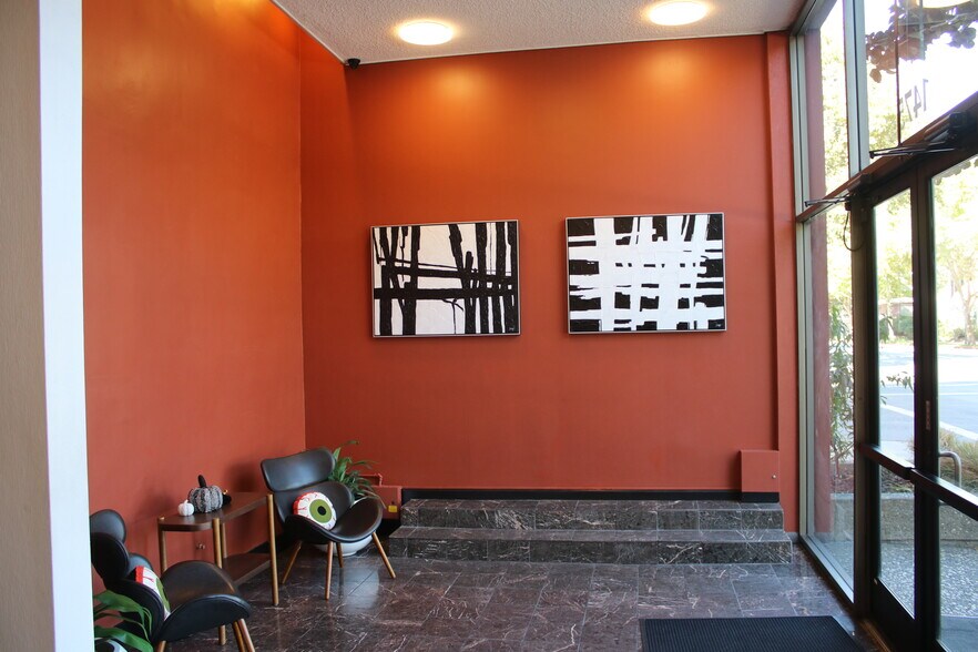 More Photos Of 1475 N Broadway, Walnut Creek Office For Lease