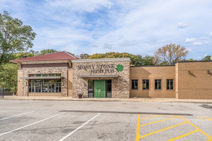 More Photos Of 871 S Arbor Vitae, Edwardsville General Retail For Lease