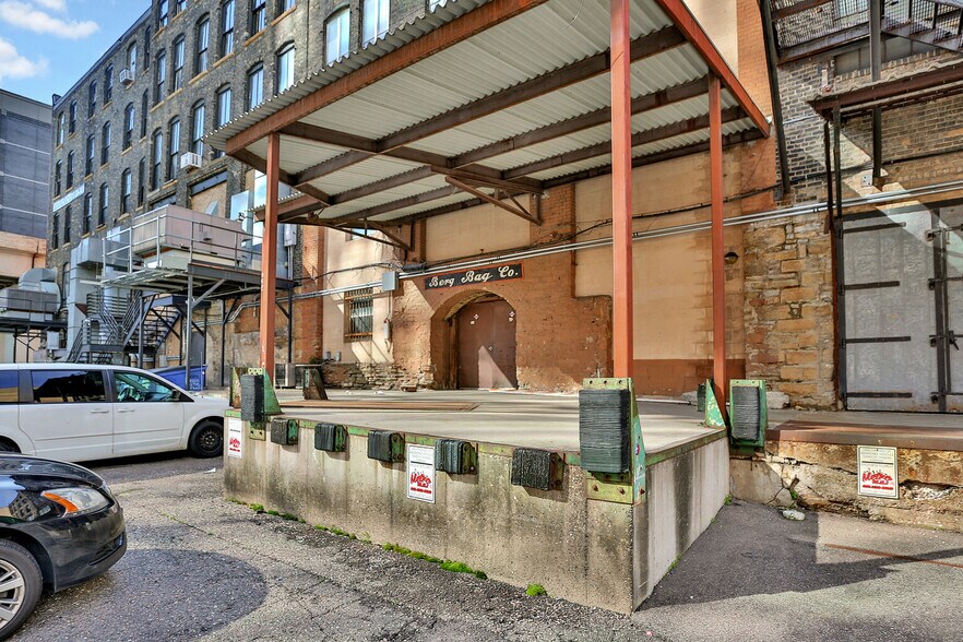 More Photos Of 410 N 3rd Ave, Minneapolis Office For Sale