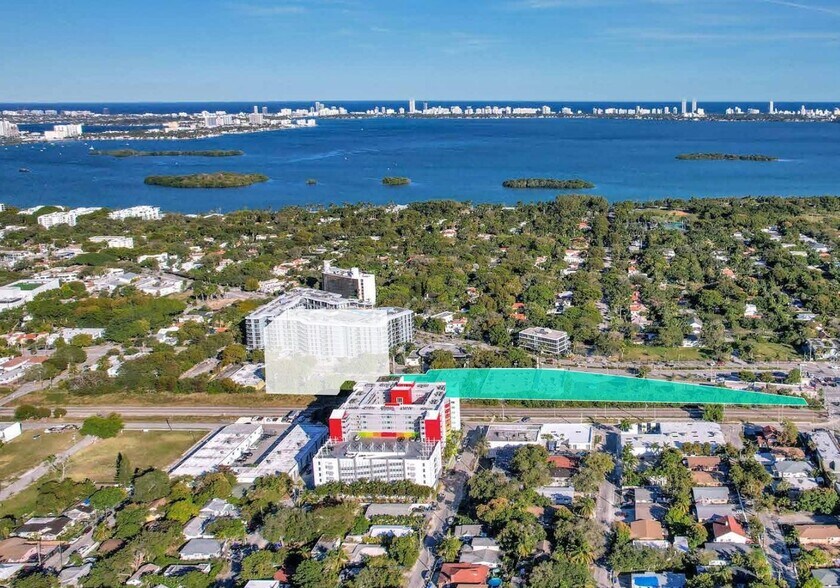 More Photos Of 5400 NE 4 Ct, Miami Storefront Retail Office For Lease
