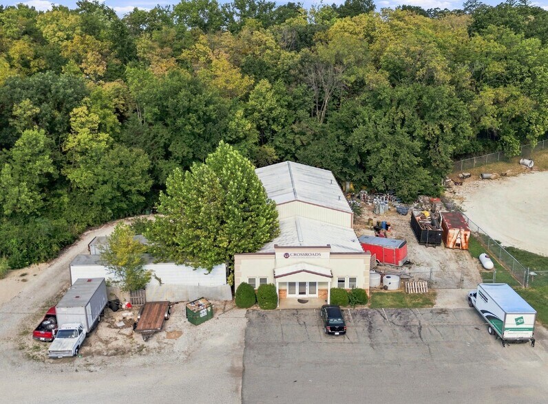 More Photos Of 1736 Flint Hill Park Ln, Wentzville Warehouse For Sale
