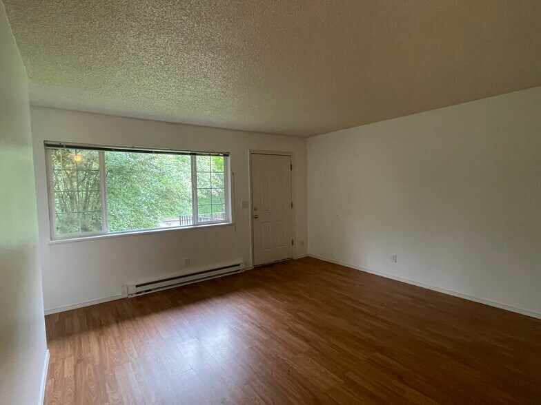 More Photos Of 1410-1420 SW Bertha Blvd, Portland Apartments For Sale