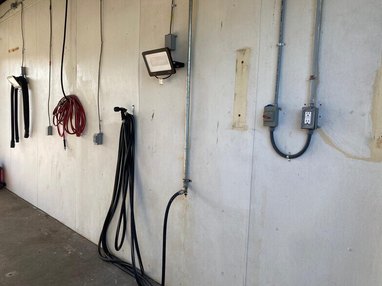 More Photos Of 10150 E 11th St, Tulsa Carwash For Sale