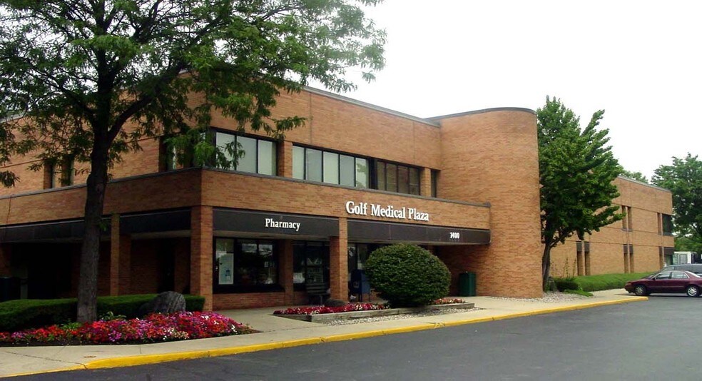 Primary Photo Of 1400 E Golf Rd, Des Plaines Medical For Lease