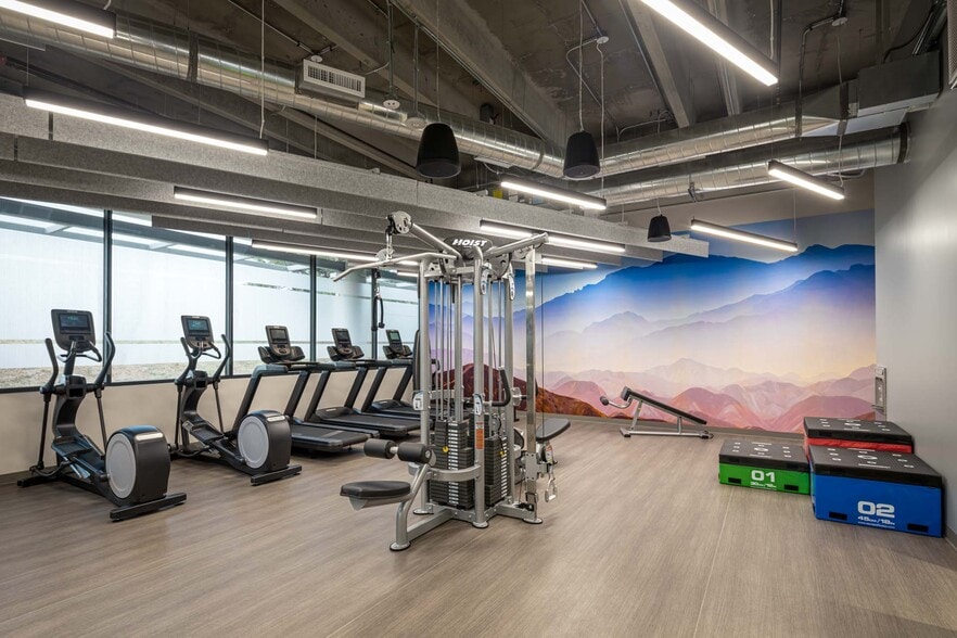 More Photos Of 169 Inverness Dr W, Englewood Office For Lease