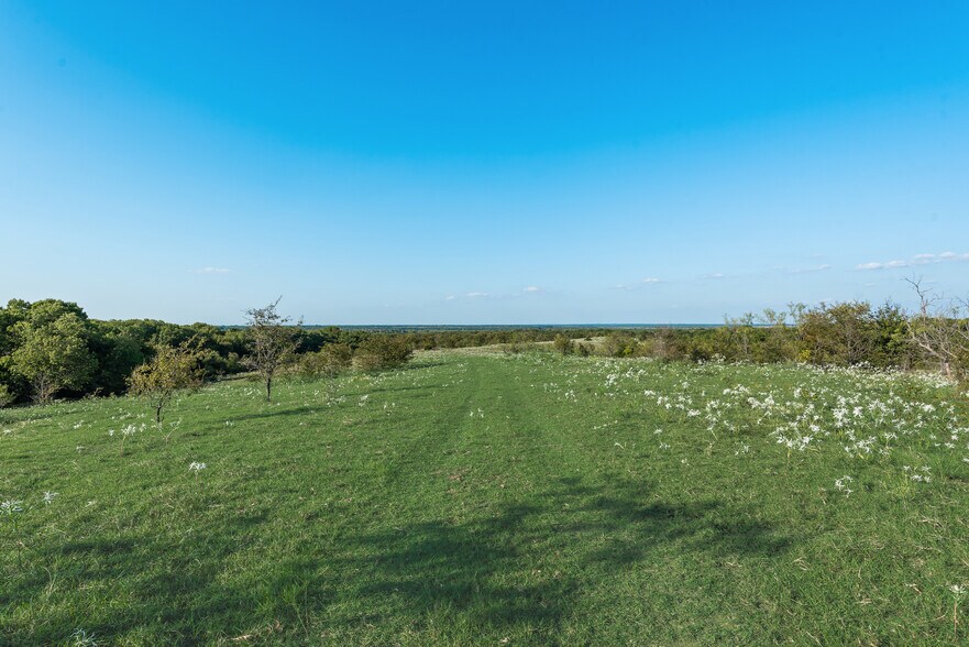 More Photos Of 749 Stacks Rd, Ennis Land For Sale