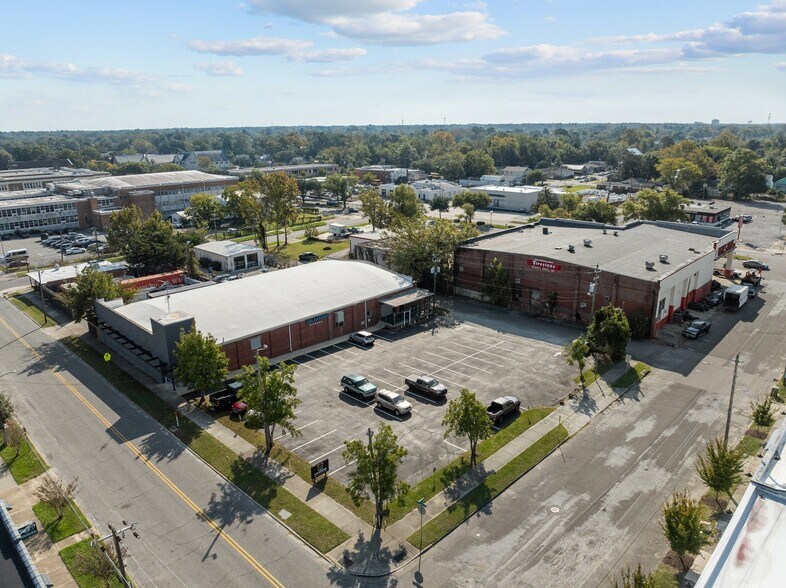 More Photos Of 1108 Princess St, Wilmington Storefront For Sale