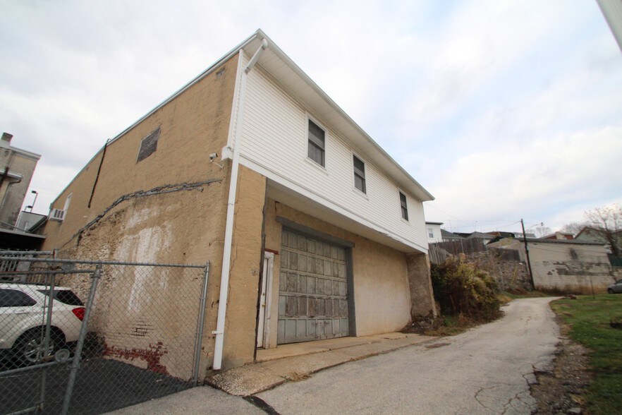 More Photos Of 67-73 Harry St, Conshohocken Office For Lease