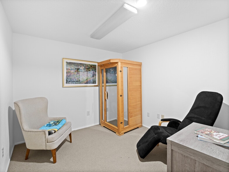 More Photos Of 1051-1079 Cheney Hwy, Titusville Business Park For Sale