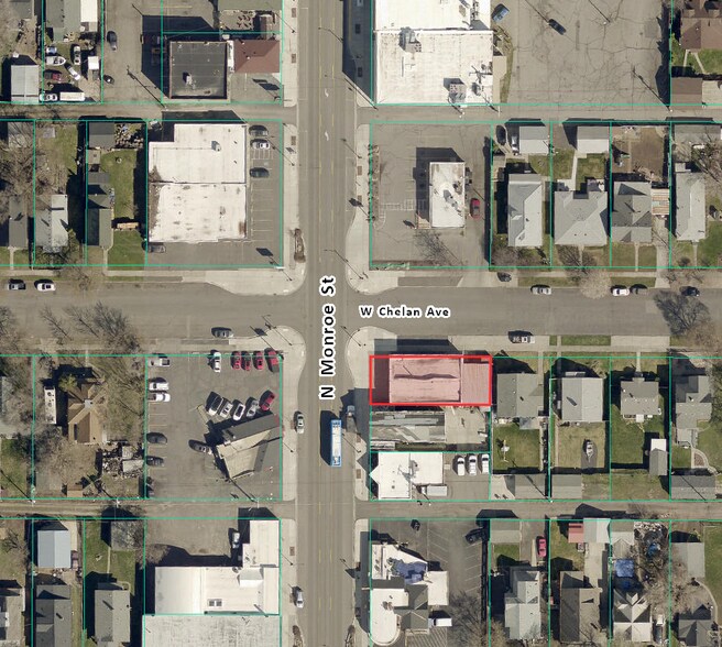 More Photos Of 2624 N Monroe St, Spokane Auto Repair For Sale