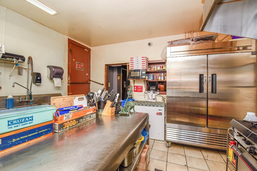 More Photos Of 501 Chestnut St, Dunmore Storefront Retail Residential For Sale